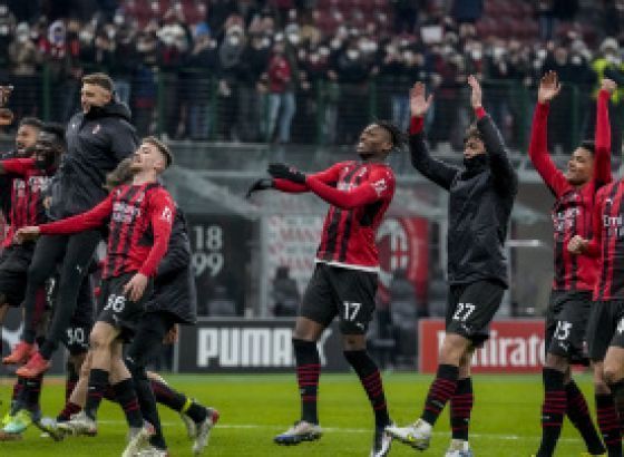 Petarda Fiorentine u Napulju, Milan jedva eliminisao Ševčenkovu Đenovu