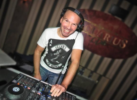 32 pitanja za Jasmina Ferovića Feru, direktora Muzičke produkcije BHRT-a i praunuka čuvene Šantićeve Emine