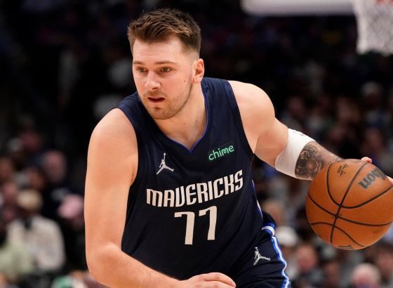Dončić nezadrživ, Buker izbrojao do 48, Lejkersi prekinuli seriju poraza