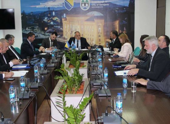 Klub Hrvata pozvao Duvnjaka da iznese popis blokada iza kojih stoji SDA