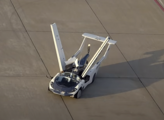 Automobil, avion i transformer: Air Car dobio dozvolu za let