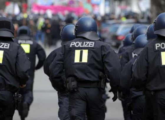 Dvojica njemačkih policajaca ubijeni tokom rutinske kontrole saobraćaja