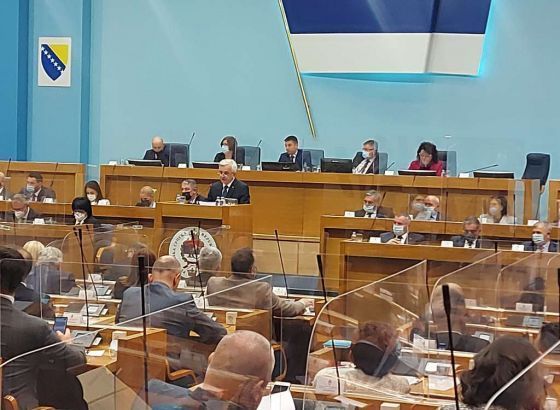 Počela posebna sjednica NSRS o političko-ekonomskoj situaciji u BiH
