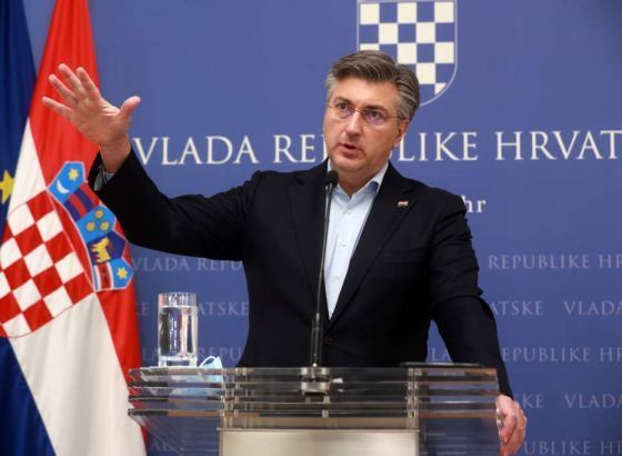 Plenković i Janša osudili rusko priznanje republika na istoku Ukrajine