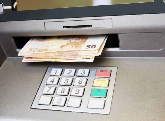 U Blagaju raznesen bankomat
