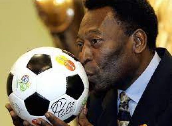 Pele ostaje u bolnici, zdravstveno stanje komplikovano i stabilno
