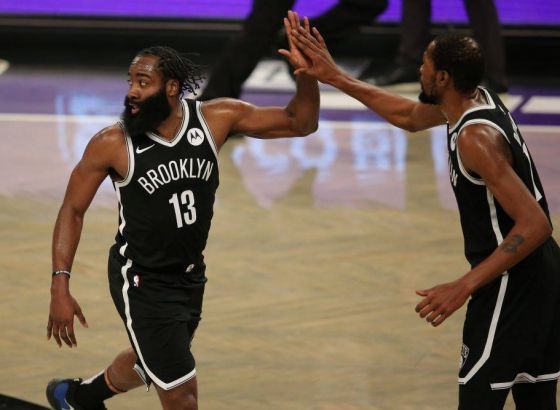 Ubitačni tandem: Harden do tripl-dabla, Embid nastavio teror