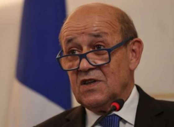 Le Drian kritikovao rusku ponudu za otvaranje humanitarnih koridora