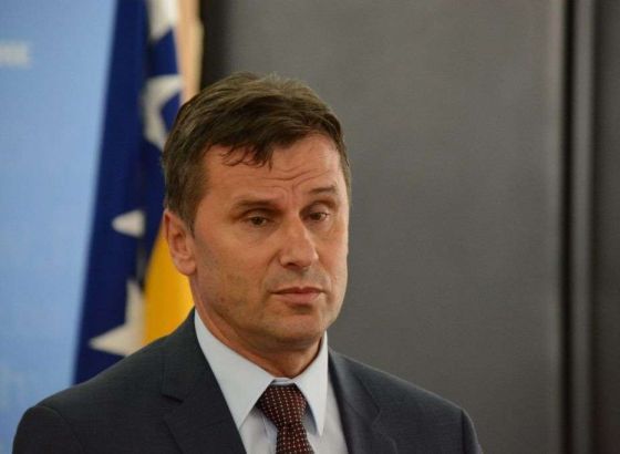 Novalić pozvao kritičare da budu dio rješenja