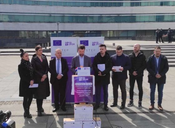 'Pod lupom' predali u Parlament BiH potpise građana za uvođenje novih tehnologija u izborni proces