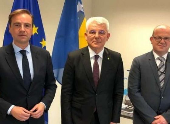 Džaferović s Azmanijem i Grošeljem razgovarao o aktuelnoj sigurnosnoj i političkoj situaciji u BiH