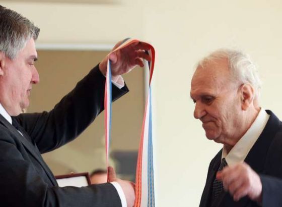 Milanović odlikovao novinara i prevoditelja Marka Grčića