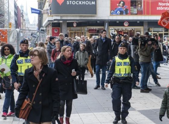Napadač nožem ubio dvije žene u srednjoj školi u Malmeu