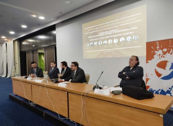 Održana konferencija 'Veće plate ili udar na džepove građana?'