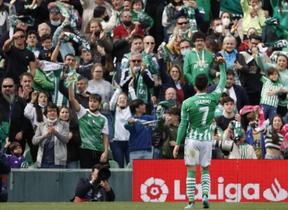 Blistava partija Huanmija, Betis ostao u trci za Ligu šampiona