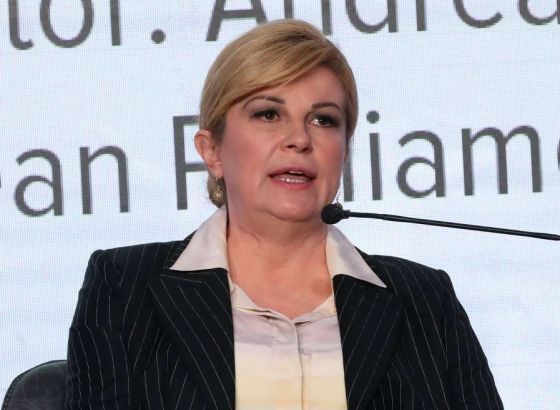 Grabar-Kitarović nije htjela govoriti o svojoj kandidaturi za glavnu tajnicu NATO-a