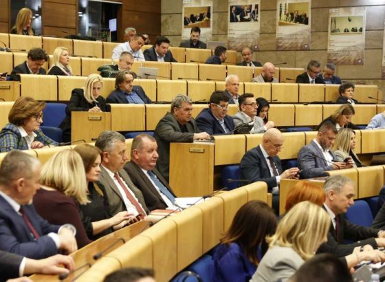 Predstavnički dom Parlamenta FBiH podržao da se u prava uvodu nove kategorije boračkih populacija