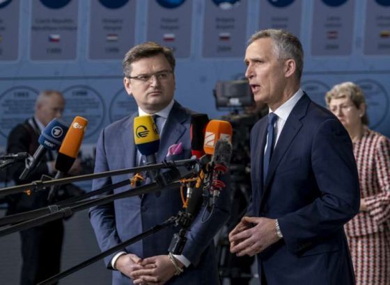 Stoltenberg: NATO pojačava podršku Ukrajini