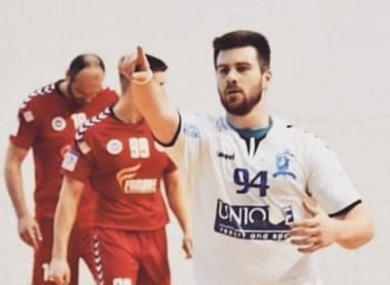 Hrvatski rukometaš pretučen u Skoplju, bori se za život