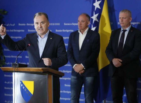 Klub poslanika DF-a u proceduru uputio amandman na Ustav BiH u cilju zaštite državne imovine