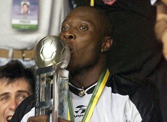 Legendarni fudbaler Kolumbije u teškom stanju nakon saobraćajne nesreće