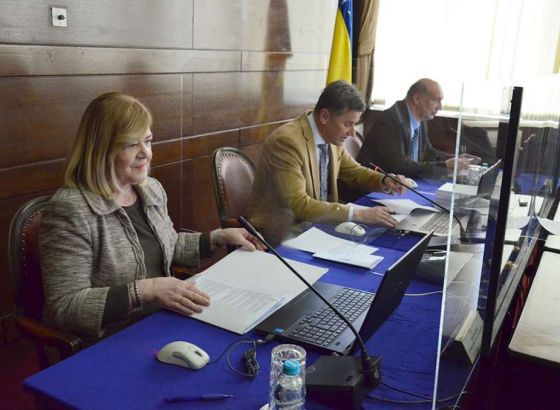 Vlada FBiH usvojila informaciju o usklađivanju plaća policijskih službenika FBiH