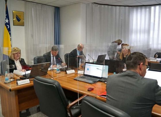 Privatnim poduzećima i poduzetnicima 7.870.000 KM grant sredstava - Vlada FBiH