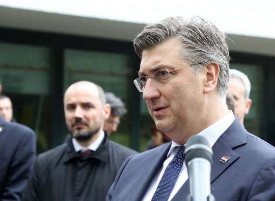 Plenković: Eventualno možemo povećati kazne za upotrebu pokliča ZDS