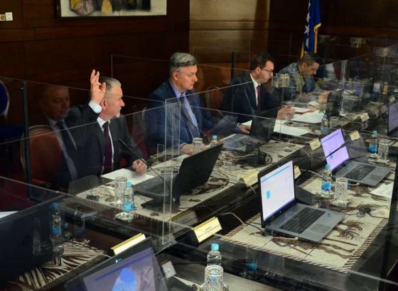 Vlada FBiH - Saglasnost na sporazum u vezi osnovice za obračun plaća policijskih službenika