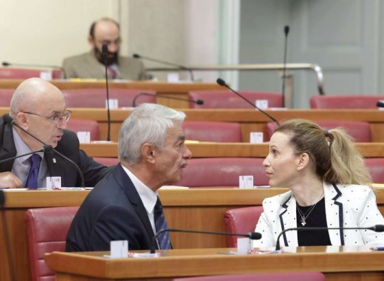 Oporba u Saboru: Ovo nije rekonstrukcija nego dekriminalizacija hrvatske Vlade