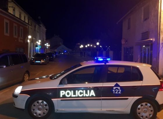 UP MUP-a KS: Izvršenim uviđajem u ulici Odobašina utvrđeno da se radi o nasilnoj smrti