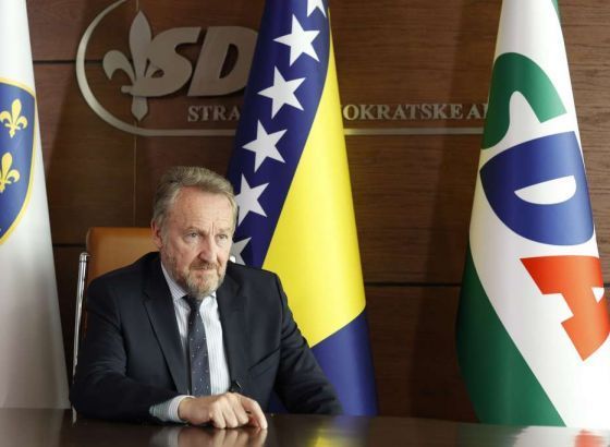 Izetbegović: Koordinirani i orkestrirani napad je očigledno dogovoren i pomno osmišljen