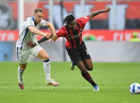 Milan na milimetar od titule