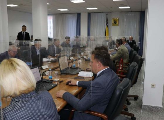Nacionalnom parku Una pola milijuna maraka