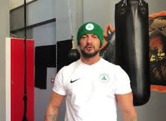 Neporaženi bokserski šampion preminuo u ringu