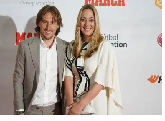 Modrić dobio prestižnu nagradu pa progovorio o svojoj budućnosti. Naklonio mu se i gradonačelnik Madrida