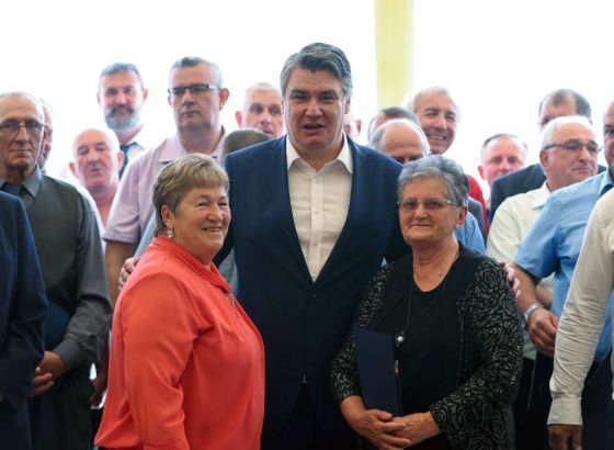 Milanović o huliganima: Policija je trebala biti pripremljenija, a red uvodi politika