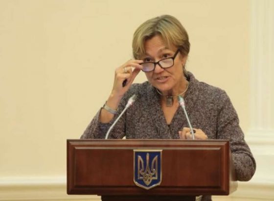 Ambasadorica Feldhusen: Njemačka će poslati teško naoružanje u Ukrajinu