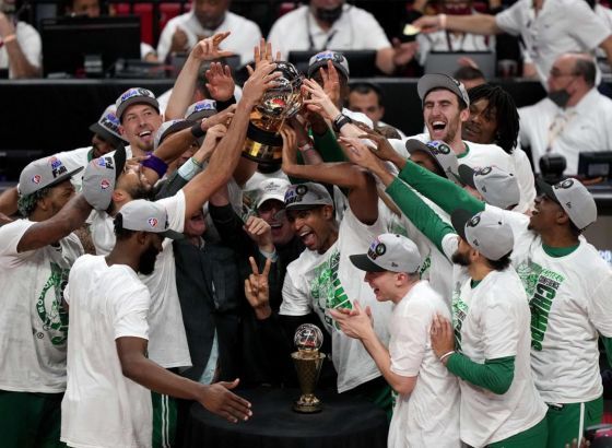 Warriors – Celtics: 123-0