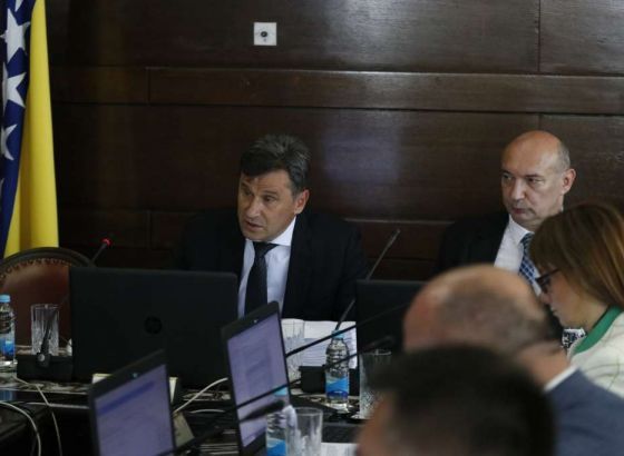 Vlada FBiH - Od četiri preduzeća namjenske industrije zatražena dopuna planova