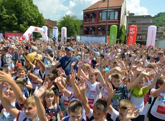 U Gračanici 2.000 učenika uživalo u Sportskim igrama mladih BiH