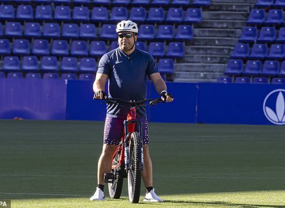 Ronaldo održao obećanje: Brazilac krenuo na put biciklom