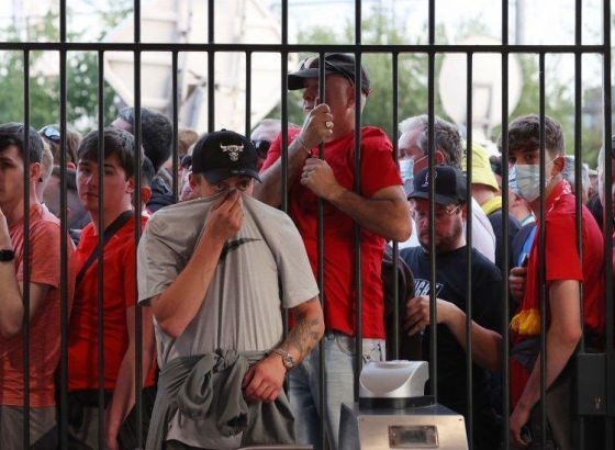 Šef pariske policije se izvinio zbog upotrebe suzavca uoči finala Lige šampiona