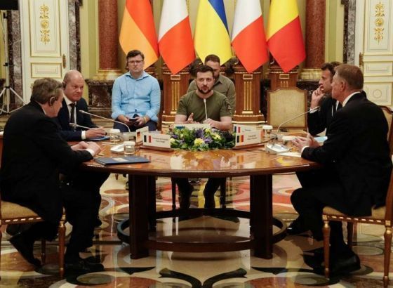 Zelenski: Ukrajina zaslužuje status kandidata za članstvo u EU