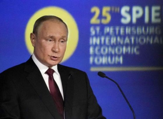 Putin u Sankt Peterburgu: Pravila novog svjetskog poretka će postaviti jake, suverene države
