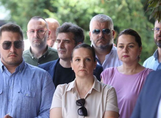 Dević: Vlast je potpuno nesposobna da zaštiti ustavnopravni poredak građana u KS