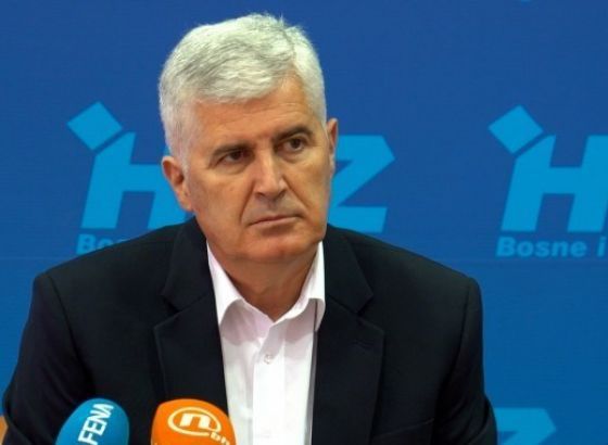 Čović u Bruxellesu s europskim povjerenikom za susjedstvo i proširenje Oliverom Varhelyiem