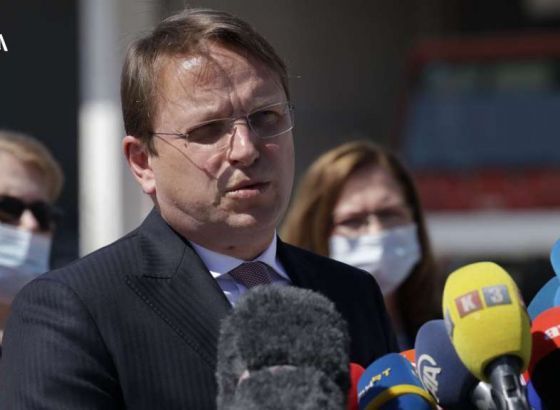 Ispunjavanje 14 prioriteta EK-a u fokusu razgovora Varhelyja s političkim liderima u BiH