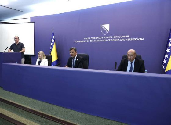 Novalić: Vladina Uredba sadrži niz mjera za podršku stanovništvu pogođenom inflacijom