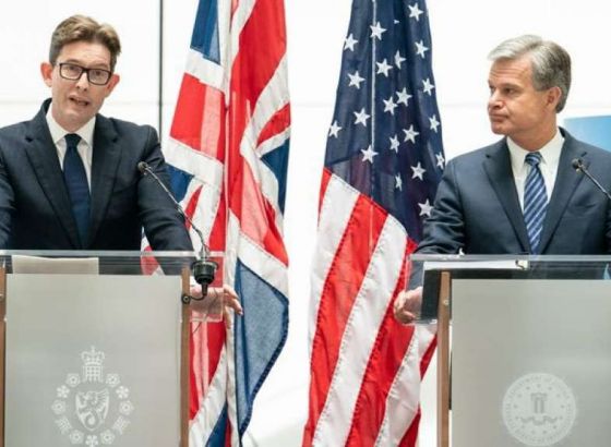 Čelnici američke i britanske sigurnosne službe upozorili na rastuću prijetnju iz Kine